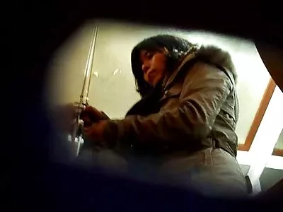 ಕಾಮದ ಹೆಂಗಸರ ಜೋಡಿ ಭಾವೋದ್ರಿಕ್ತ ಸಲಿಂಗಕಾಮಿ ಲೈಂಗಿಕತೆಯ ಮಧ್ಯದಲ್ಲಿದೆ