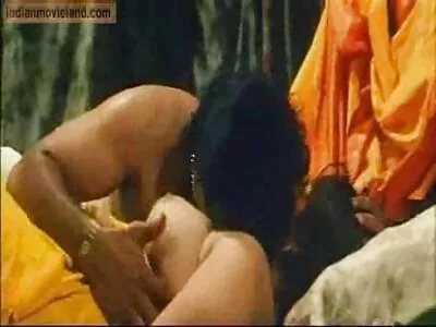 ಇಬ್ಬರು ಸುಂದರವಾಗಿ ಕಾಣುವ ಪೋರ್ನ್ ರಾಣಿಯರು ಸಲಿಂಗಕಾಮಿ ಲೈಂಗಿಕತೆಗಾಗಿ ಹಂಬಲಿಸುತ್ತಿದ್ದಾರೆ